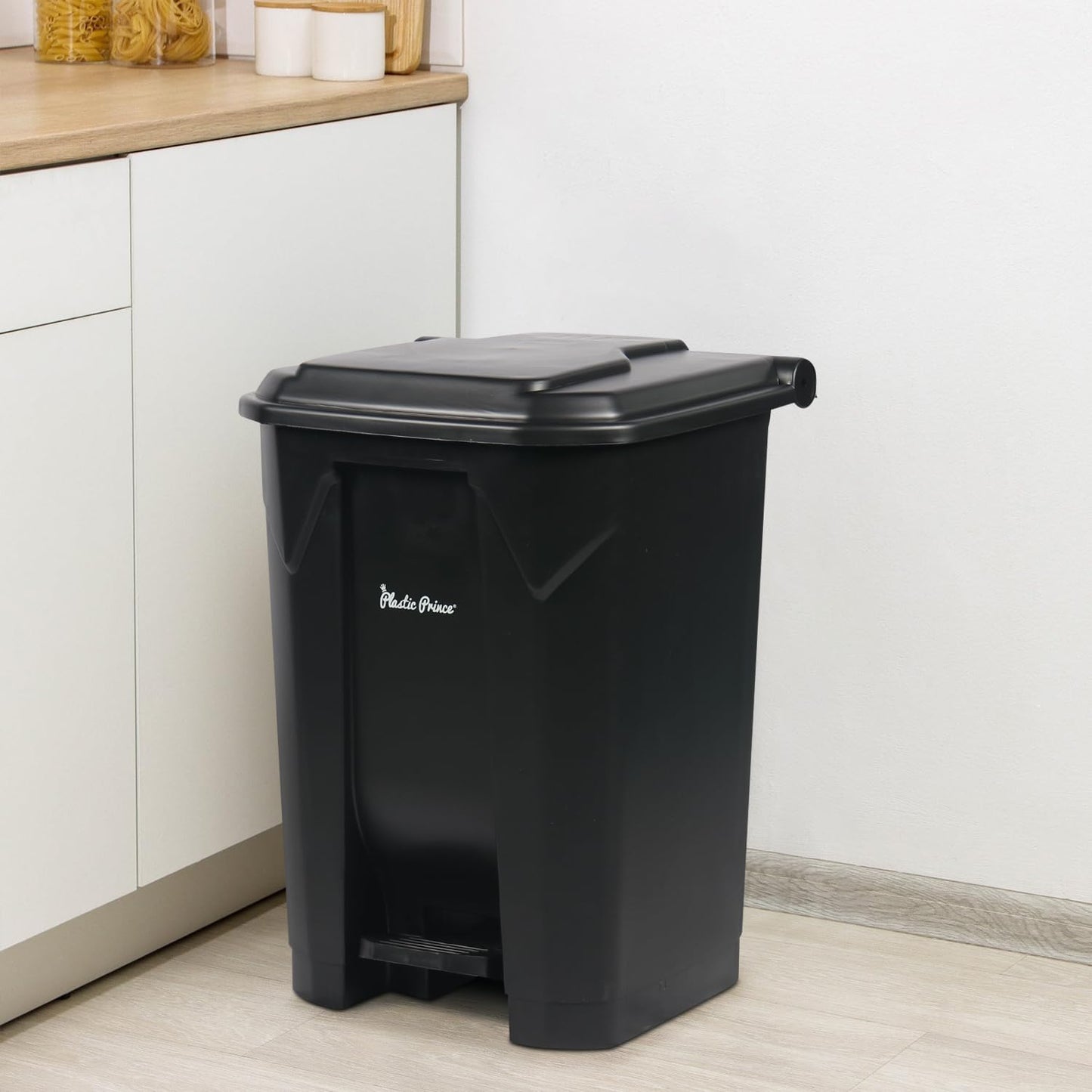 14-Gallon Step-On Indoor Trash Can, Black