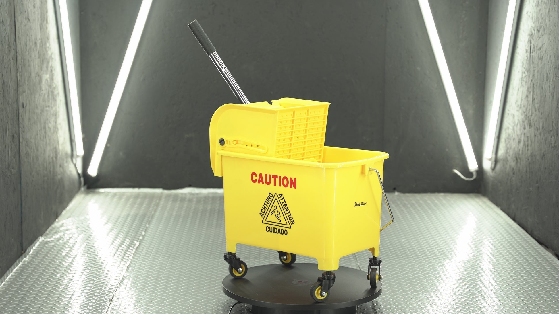 20-QT Upward Press Mop Bucket and Wringer, Yellow 20-QT Upward Press Mop Bucket and Wringer, Yellow
